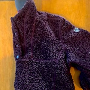 Kids Kuhl purple fleece 1/4 snap
